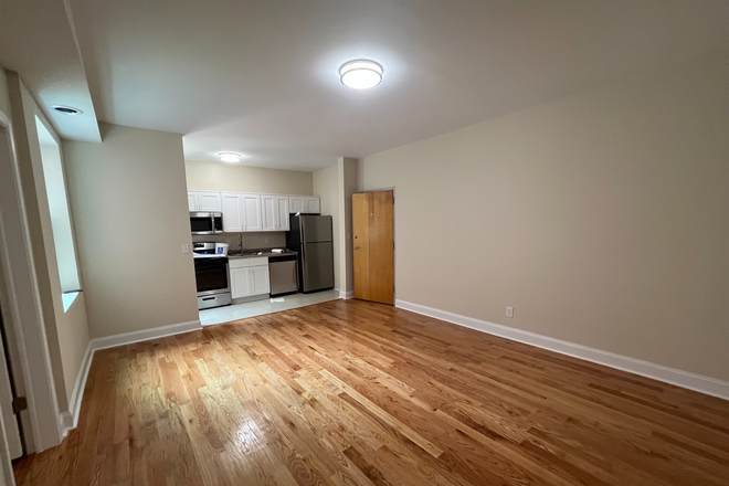 #3 - living room/kitchen area - Cozy Yet Spacious – 1 Bed / 1 Bath Now Leasing Near VCU Apartments