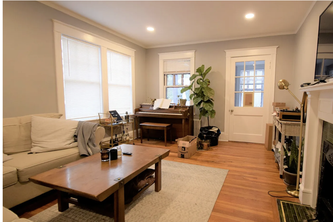 Living Room - Renting 1 Bedroom --> Sunlit 4BR/2BA Near BC – Prime Location, Granite Kitchen, Hardwood Floor