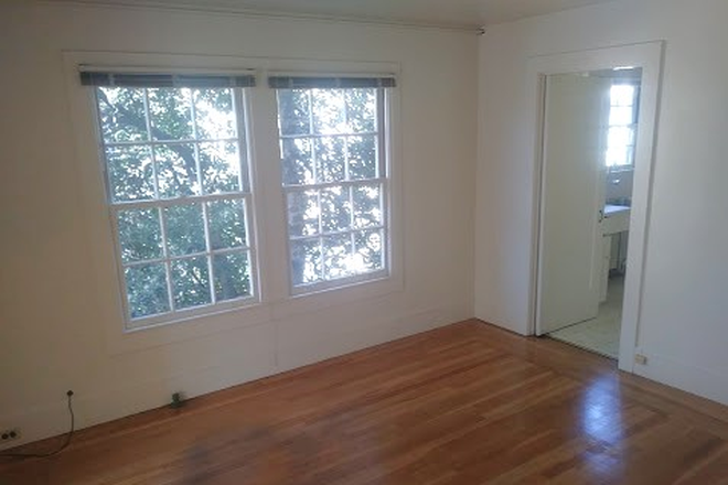 1 - Extra-large one-bedroom/one bathroom apartment has an open floor plan