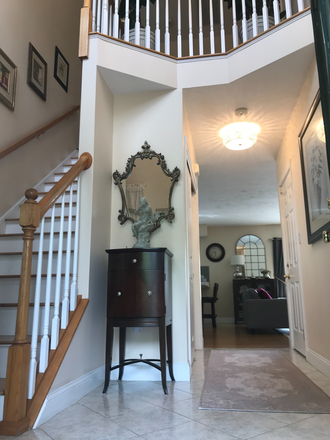 Entrance - Single Family House 4 Bedroom, 2,5 Bath