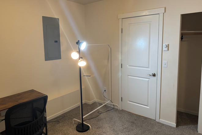 room - Safe and peaceful beautiful neighborhood | 4B3.5B Townhome