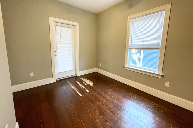 Bedroom - Spacious 4 bed 2 bath! Apartments