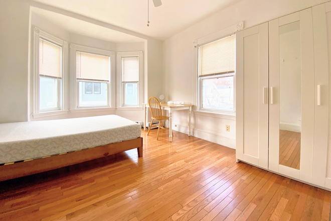 Bedroom A - July 2026 | Utilities Included | Furnished Private Room | Orange Line Triplex