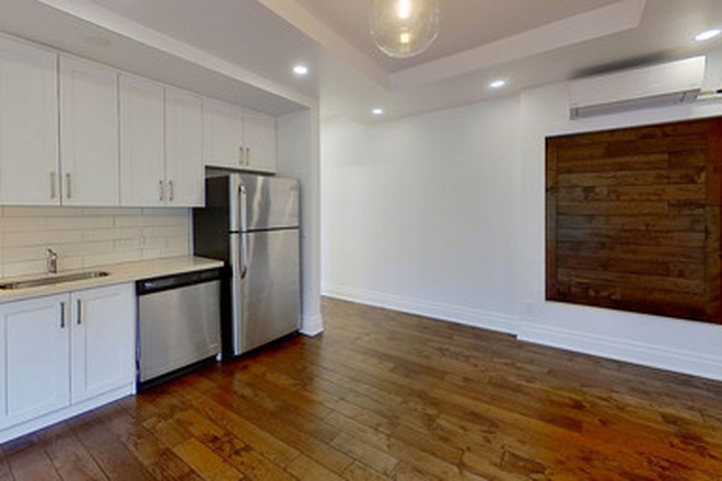 Kitchen - 135 Earl Place #13: Beautiful 1 bedroom 1 bathroom apartment (with shared deck access)