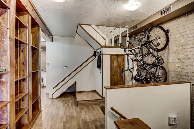 Entry - Available now - Modern FURNISHED 5 Bed 3.5 Bath House - Flexible Lease Options