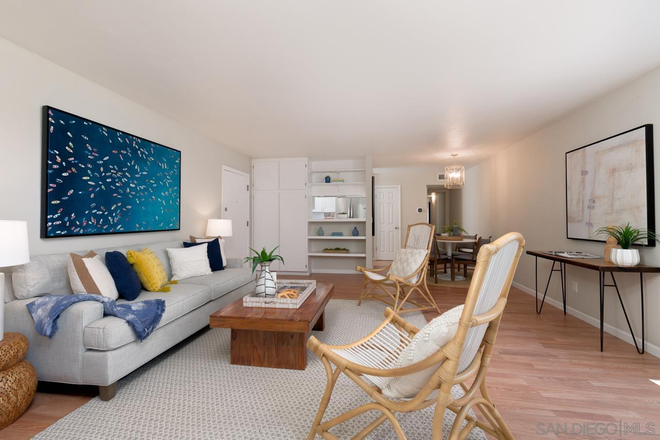 living room - Beautiful clean 3 /2 --Walk to Bay and New Clairemont Trolley Station (14min ride to UCSD)