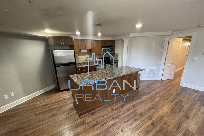 KITCHEN - RENOVATED 1 BED 1BATH ACROSS THE STREET FROM BC CAMPUS * AVAILABLE AUG 1, 2026* Apartments