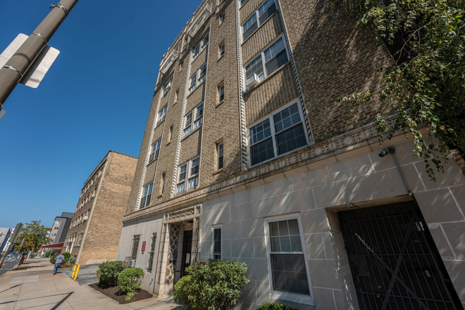 The Branden - Branden Apartments