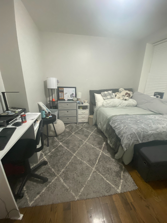 Bedroom - Modern Apartment Close to Campus - 1 BEDROOM SUBLET