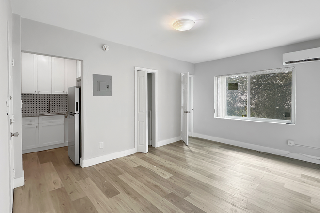 Bedroom - Perfect Apartment for UM Students & Staff – Walking Distance to Campus!