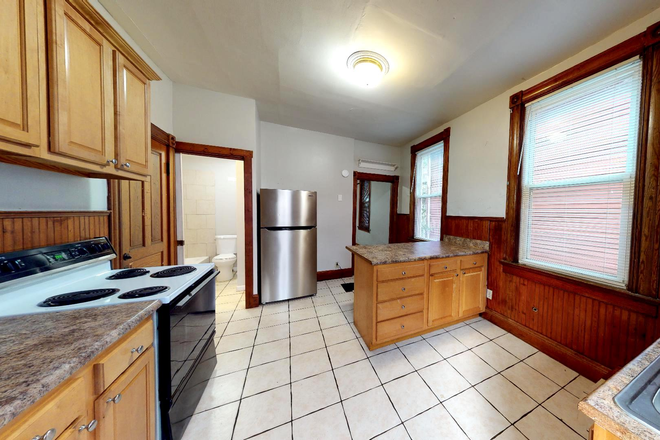 Kitchen - 2319 Sauer Avenue