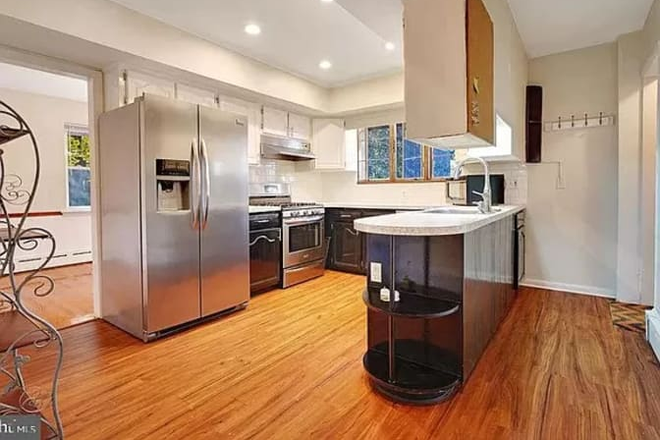 Kitchen - Room for female-Carter Rd-Princeton House