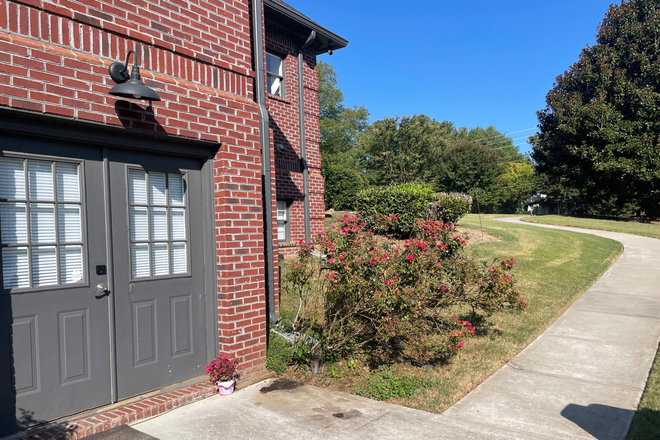 Private entrance - Basement Apartment