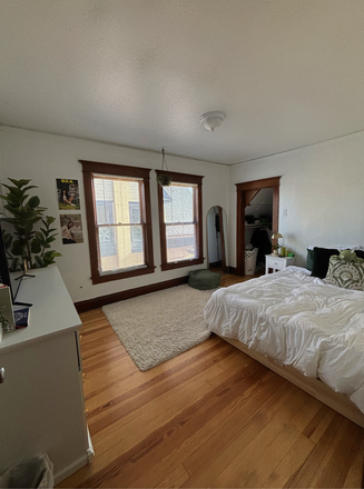 My bedroom! Walk in closet included. - Lovely house a crosswalk away from campus!