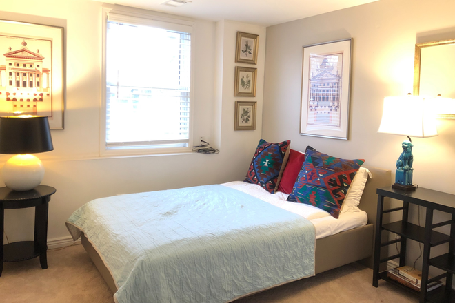 Bedroom - Spring&Summer: Furnished Guesthouse on Uni Hill — Walk to CU, Chautauqua & Downtown!