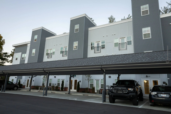 Outside parking - 1BD/1BTH at PEAK of BOONE Apartments