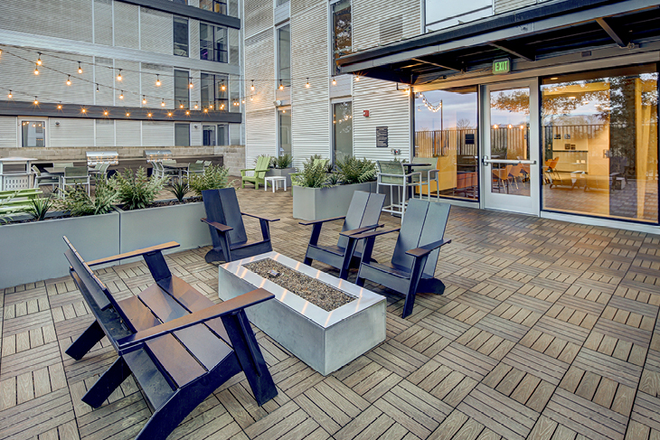 5th Floor Courtyard - 959 Franklin Apartments