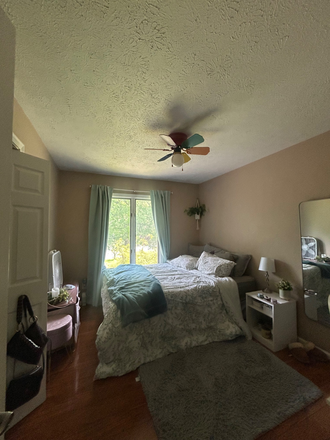 Fully furnished bedroom - Summer Sublet – 1 Spacious Room Available, All Utilities Included, with Private Bathroom