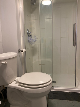bathroom - 1 bedroom plus den House