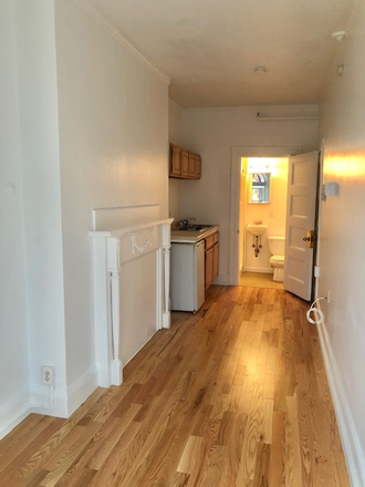 STUDIO - NO BROKER FEE - COZY STUDIO AT 1061 BEACON STREET, BROOKLINE AVAILABLE NOW Apartments