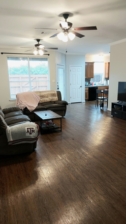 Living Room - Villa Maria Townhouse