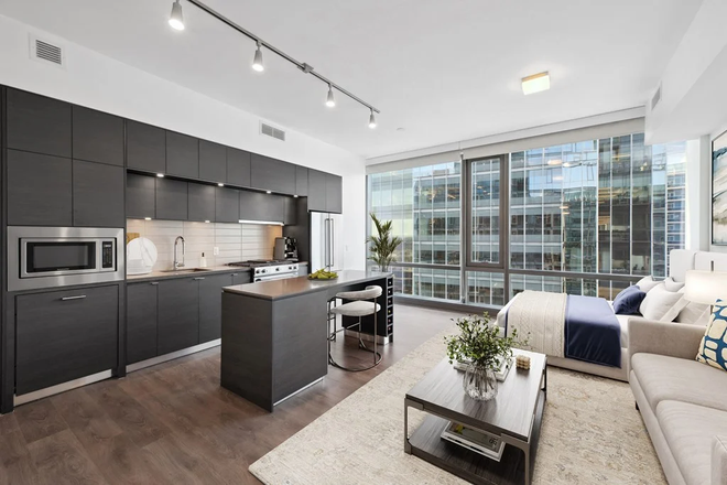 Livingroom - Central Place – Luxury 1BR High-rise in Rosslyn, 1 min to Metro