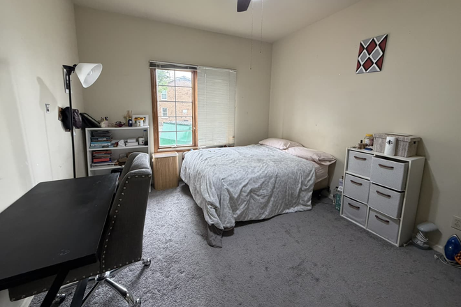 your bedroom - Fairfax Hamilton 3b2b apartment