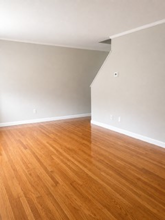 hardwoods - 4bedroom 1.5B 7/15,8/1,8/15 11 month lease $3,200 Large 4 bedroom 1.5 bath 6 month lease $3,850 Townhome