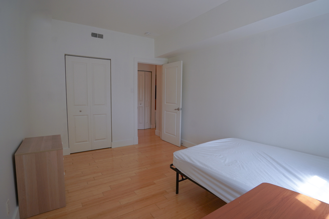 Bedroom - 611 Westgate #A Condo