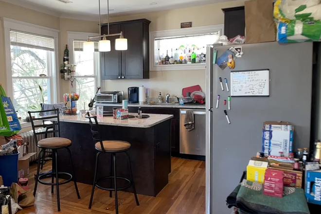 Call NOW for showings! 617-236-8600 - GLENLEY TERR - *NO FEE* HUGE TOP FLR DUPLEX 6BR AVAIL *9/1/2026* W/ IN UNIT LNDRY, DW, 3 BATHS, A/C Apartments