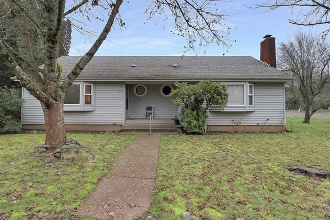 Old picture of front of house! - Trust Me:  Almost Ready! Newly Updated, Country-Feel, Close In, Two Units, Garage, Pets!