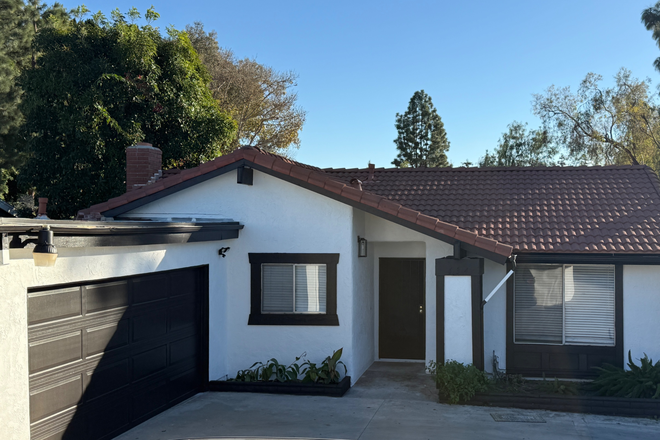 Outside - Front of House - E La Veta Ave, Orange, CA 92866