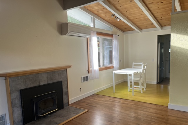 Living - The Book House in Friendly!