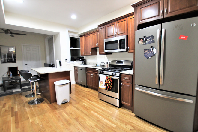 1 - SEPT 2026-Modern and spacious 2 bed, W/D in unit, NO FEE! Apartments
