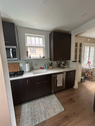 Kitchen - House on 15th Street- SPRING SUBLEASE