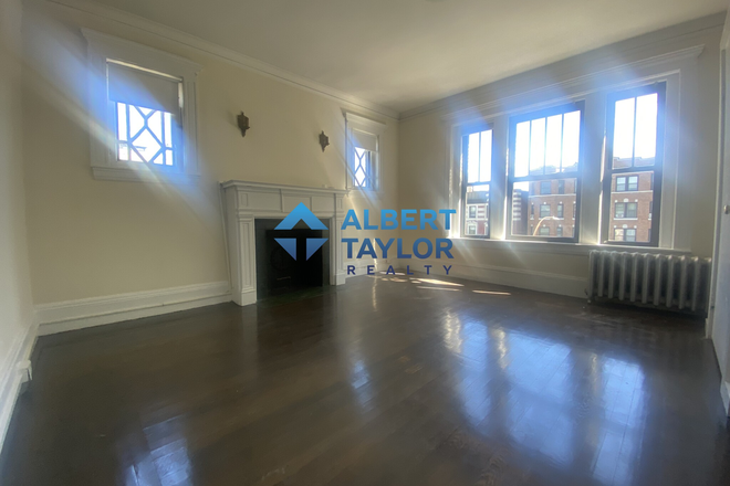 Bedroom #1 - 3 Bed condo on park Drive !!