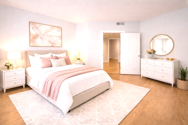 Primary view 2 - 2 bedroom 2 bathroom PLUS OFFICE - Beautiful. Free Heat/garage parking & storage Condo