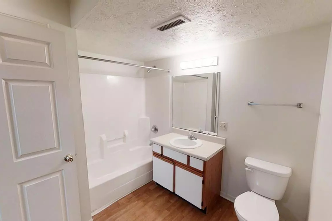 Bathroom - Barrington West Apartments