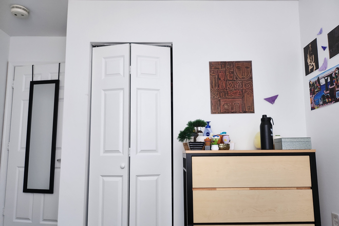 Bedroom - Spring/Summer 2026 - South Campus Commons 4 Lease Transfer Apartments