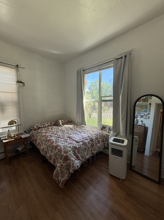 bedroom - maria wakefield House