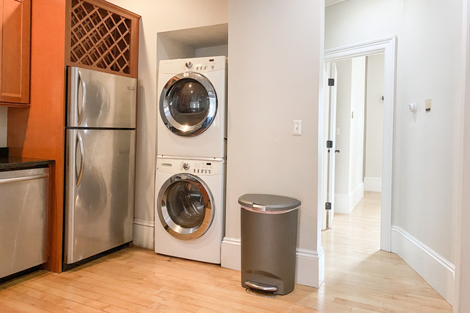 Kitchen - 4 Bedrooms/1 Bath on Columbus Ave Condo