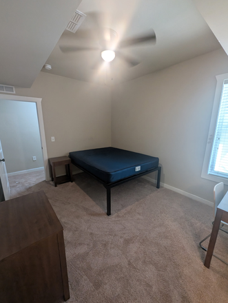 Bedroom - Do you need $1500? Apartments