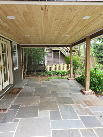 Back porch - Large Restored House in Roland Park