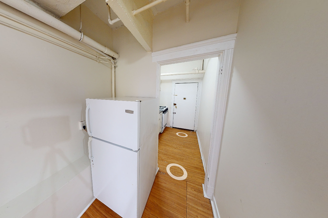Call NOW for showings! 617-236-8550 - BOYLSTON ST - *NO FEE* SPLIT 2BR FOR 3 PPL IN SYMPHONY FOR *9/1/2026* W/ LNDRY IN BLDNG, H&HW INC! Condo