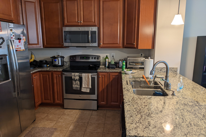 Downstairs middle - 2nd floor Bedroom in 3 bed/2.5 bath townhouse