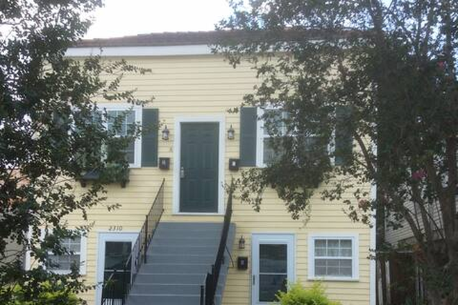 Front - Apartment one mile from Tulane/Loyola