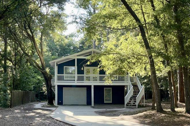 Front of the house street view - 726 Bonham Ave Wilmington, NC     1.1 miles from UNCW House
