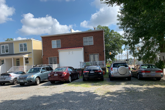 - 1203 W Leigh street/ VCU college of female only /All Utilities Include even internet.