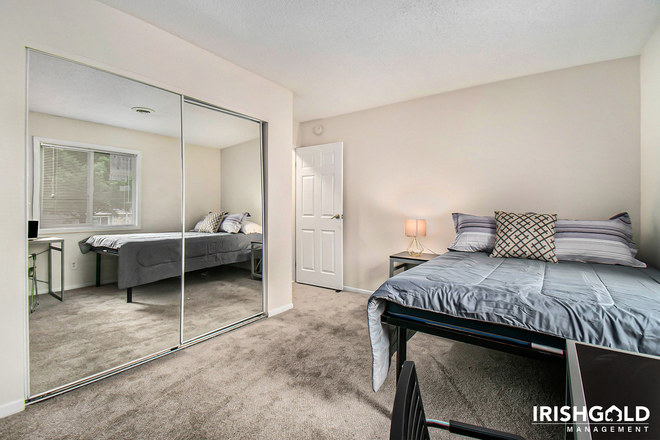 Bedroom - The Bend - Student Housing