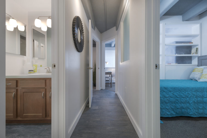 hallway - Sterling Boulder Apartments